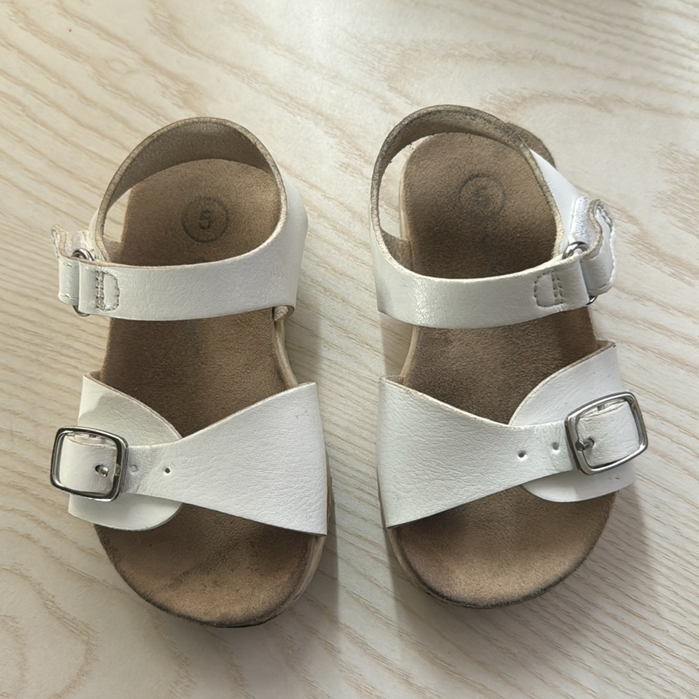 Sandals - Picture 3 of 5